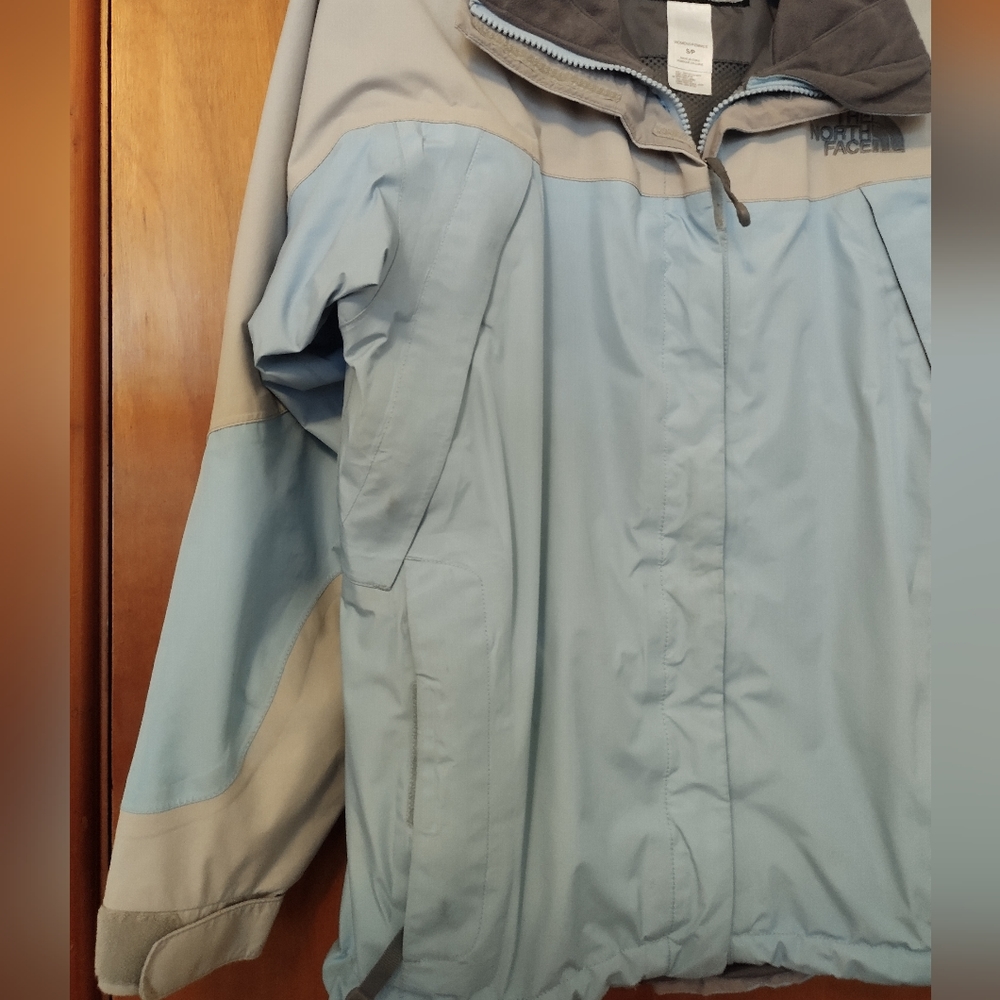 North Face Women's S jacket (blue and gray) - Picture 14 of 16